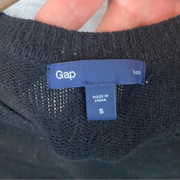 GAP navy crew neck sweater - Picture 3 of 7